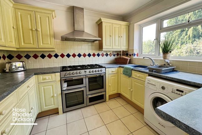 22, Chambers Drive, Sandown photo 2