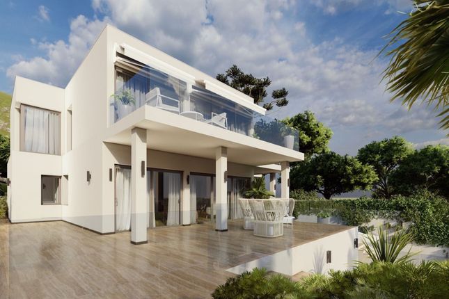 Villa for sale in Santa Ponsa, Majorca, Balearic Islands, Spain