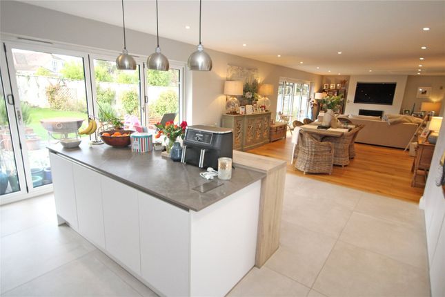 31, Barrs Wood Road, Hampshire photo 2