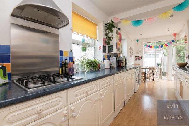 6 Buckerell Avenue, Exeter photo 3