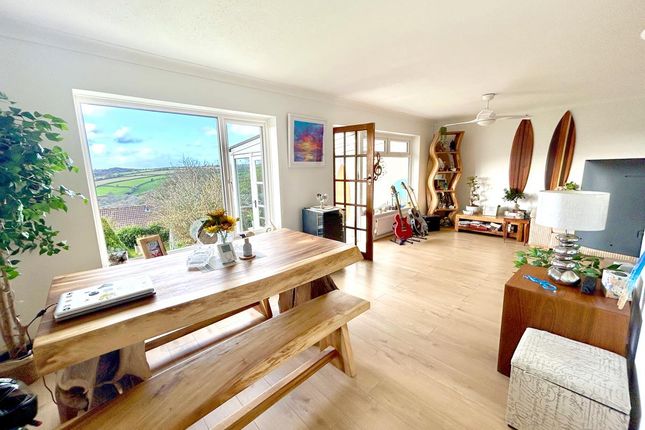 47, Osborne Parc, Helston photo 3