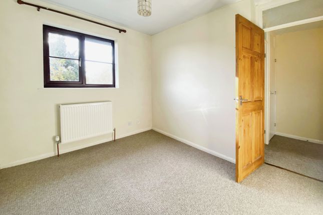 Terraced house for sale in Brook Close, Ludgershall, Aylesbury
