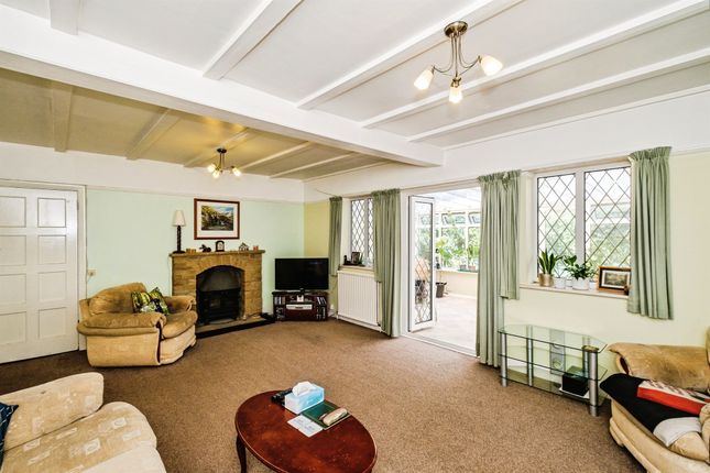 30, Offington Drive, Worthing photo 2