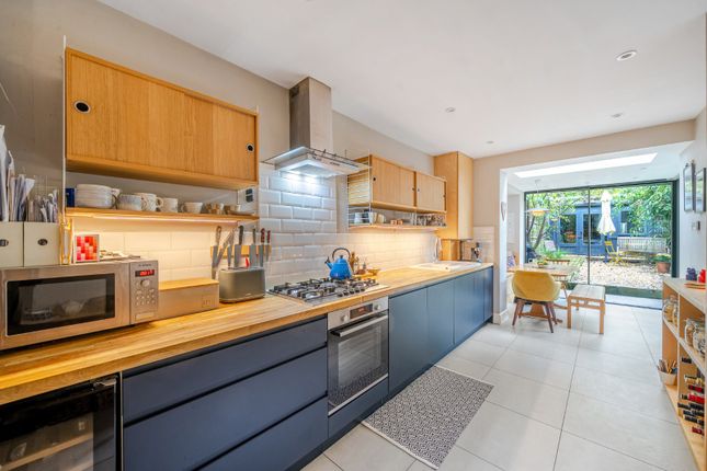 73, Clive Road, London photo 2