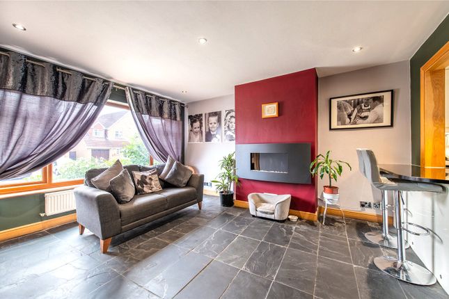 79, Tyron Way, Sidcup photo 3