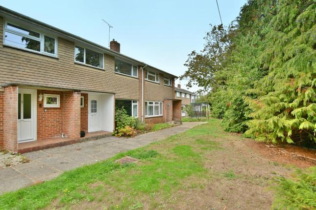 6, Candys Close, Corfe Mullen photo 4