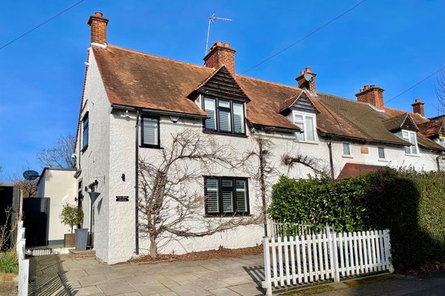 End terrace house for sale in Vale Road, Claygate, Esher
