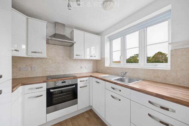56 Ash Lodge, Churchfield Road, Walton On Thames photo 2