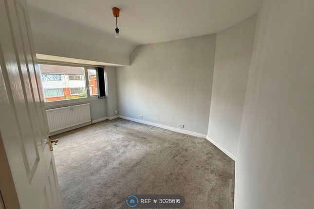 Birfed Crescent, Leeds photo 2