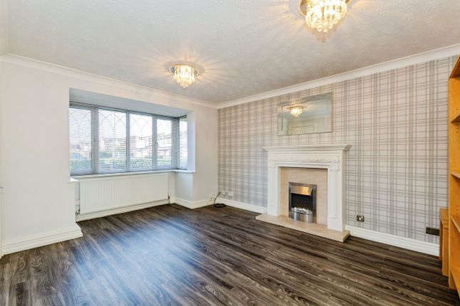 1, Yewbarrow Close, Manchester photo 2