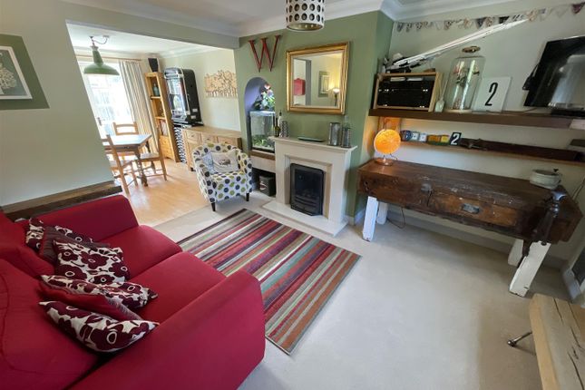 2 Bridge Farm Close, Silver Street, Misterton photo 2