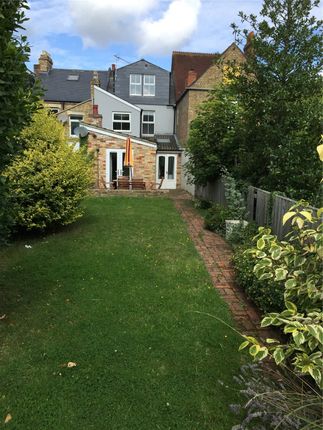 Detached house to rent in Henley Street, East Oxford