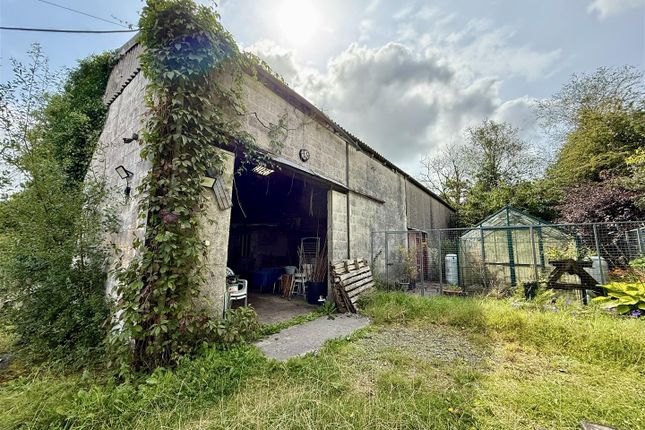 2, Dan Y Banc Cottages, Llanelli photo 3