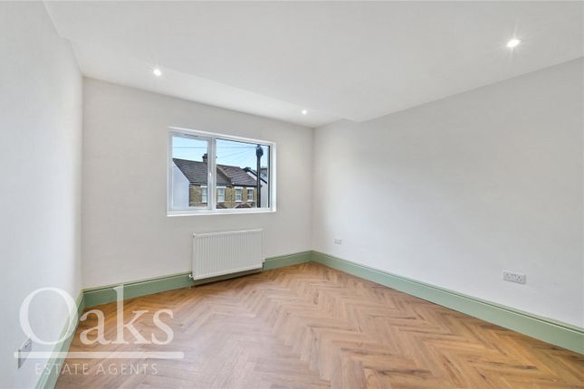 168, Oval Road, Surrey photo 4