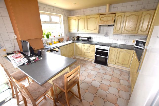Terraced house for sale in Pembroke Road, Ilford