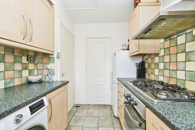Flat for sale in 184 Acre Road, Kingston Upon Thames