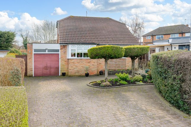 Thumbnail Detached bungalow for sale in Winston Way, Potters Bar, Hertfordshire