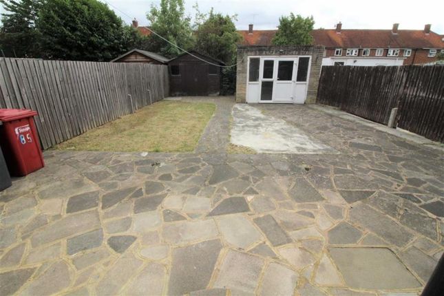 85 Ryvers Road, Slough photo 5