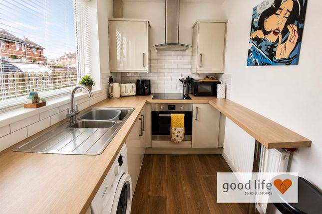 61, Marigold Crescent, Houghton Le Spring photo 4