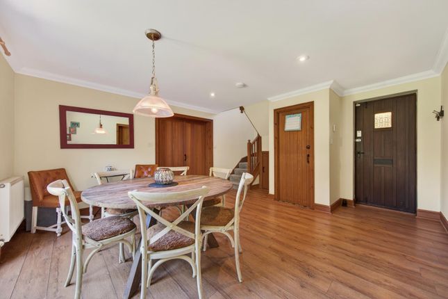 6, Grange Croft, Easton photo 4