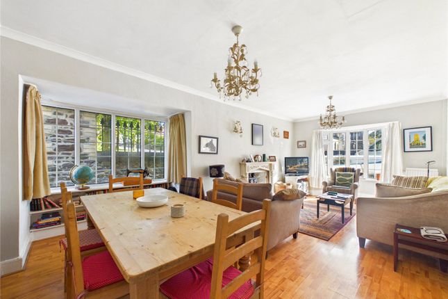 2, Sandhurst Road, Pembrokeshire photo 3