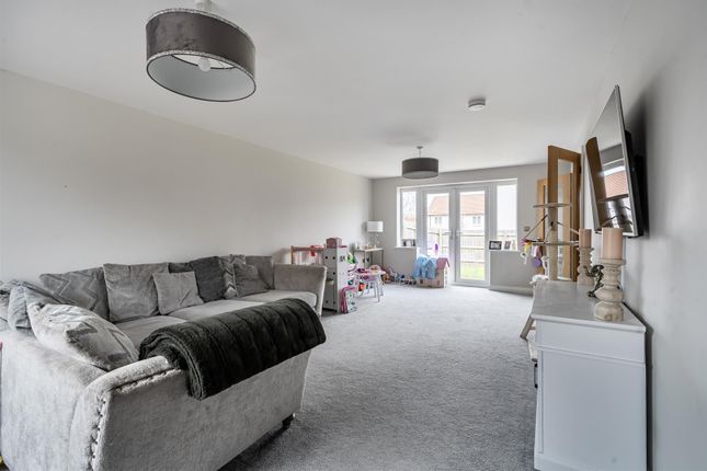 23 Batts Meadow, Bridgwater photo 4