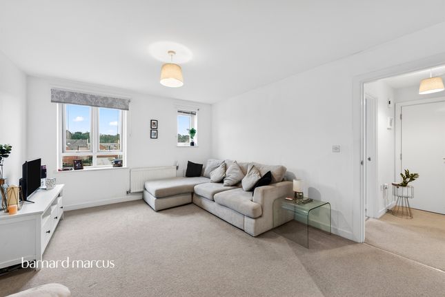23, Blake Court, Longland Place, Epsom photo 2