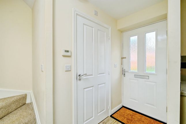 43, Tailor Close, Andover photo 3