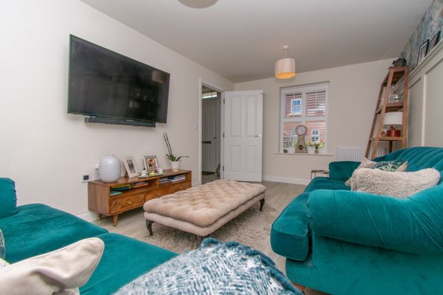 22, Garner way, Fleckney photo 3