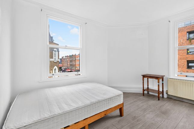 Second Floor Flat,, 50, Stoke Newington Road, London photo 3