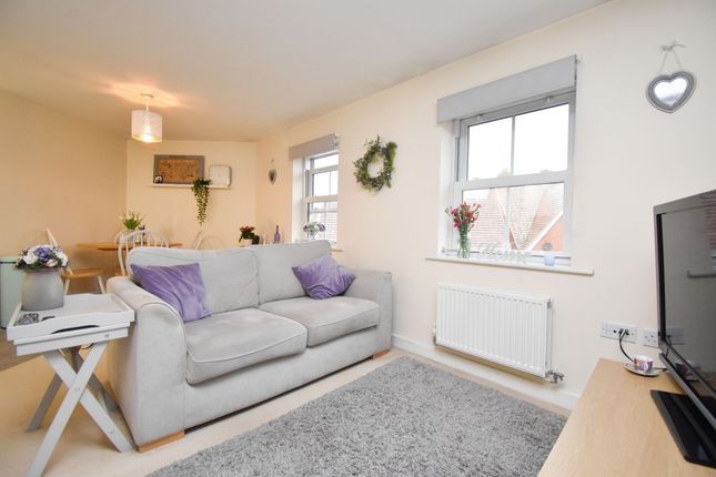 52 Sanger Avenue, Biggleswade photo 3