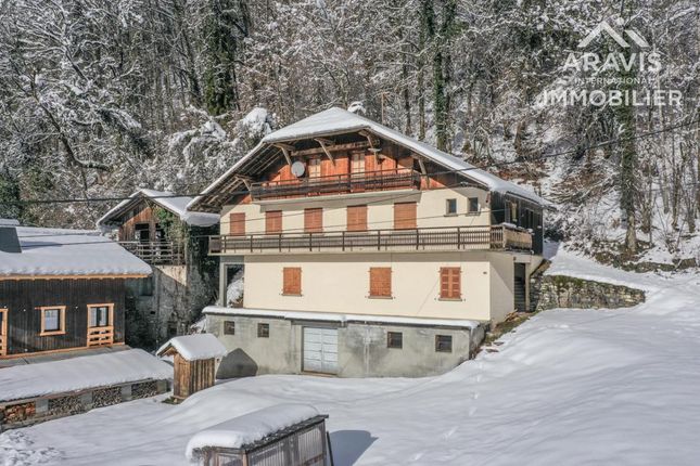 Detached house for sale in Rhône-Alpes, Haute-Savoie, Verchaix