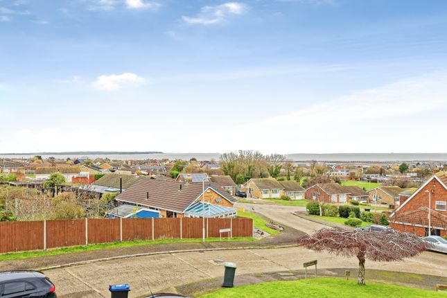 3, Hawk Close, Whitstable photo 4