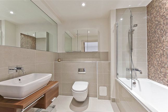 Flat 11,, Gower House, Weybridge photo 4