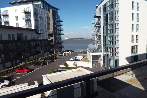 Thumbnail Flat to rent in Grove House, Greenhithe