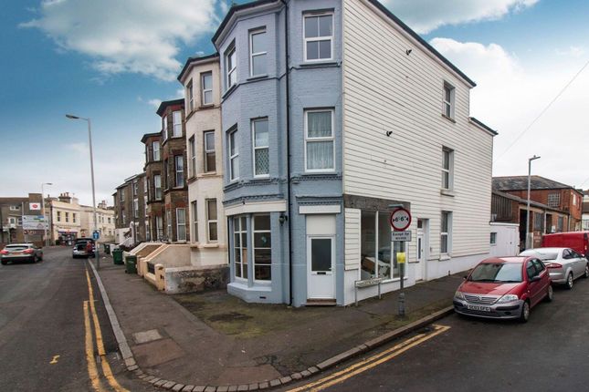 Thumbnail Flat to rent in Dover Road, Folkestone