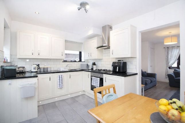 73, Sycamore Street, Pontypridd photo 4