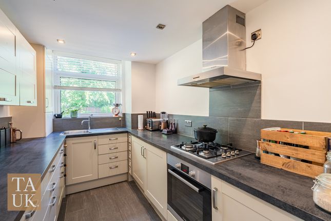Flat Flat 2, Lingdale Court, Shrewsbury Road, Prenton photo 4