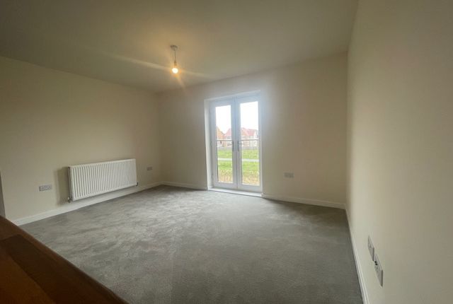 33, Foxglove Way, Doncaster photo 3