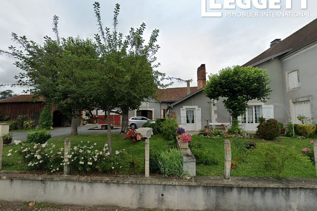 Thumbnail Villa for sale in Saint-Pierre-De-Chignac, Dordogne, Nouvelle-Aquitaine
