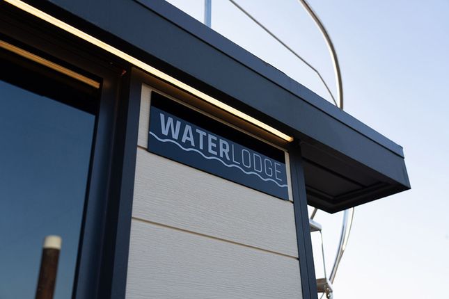 Waterlodge Oasis 6 Brighton Marina Village, Brighton photo 4