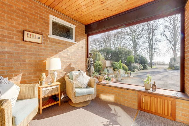 237a Mapperley Plains, Nottingham photo 2