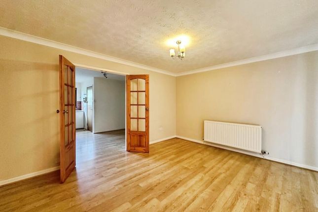 7 Medlyn Court, Monument Road, Cornwall photo 3