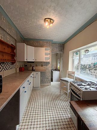 83, Court Road, Cardiff photo 4