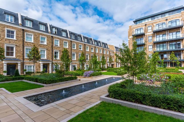 Flat to rent in Palladian Gardens, Chiswick, London