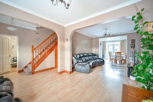 End terrace house for sale in Cobham Avenue, New Malden