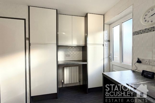 14 Wordsworth Avenue, Sutton-In-Ashfield photo 4