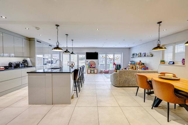 4-bed detached on 172, Nine Ashes Road, Ingatestone, £975,000