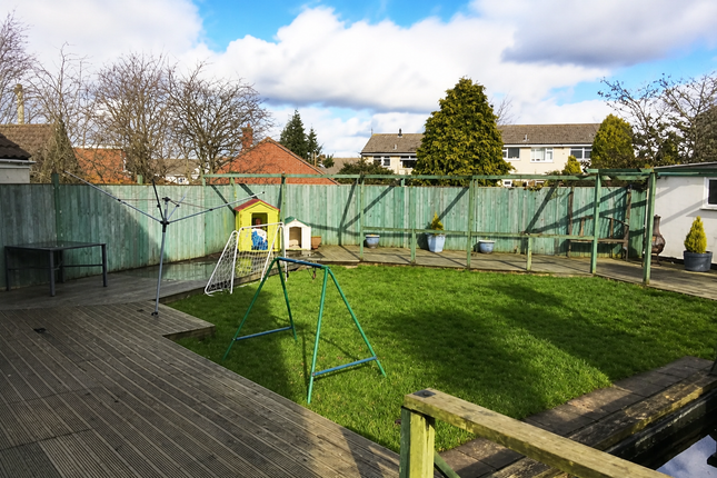 24 Woodland Avenue, Bristol photo 4