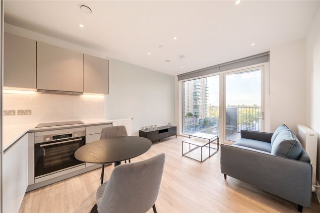 Flat 1105, Emerald House,, 23 Henley Cross, London photo 2